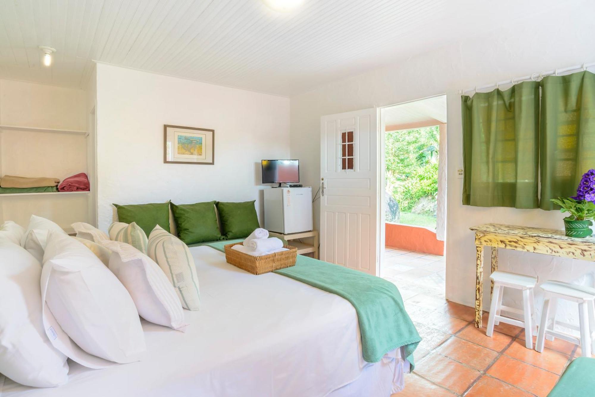 Inn Velinn Bromelias 3*